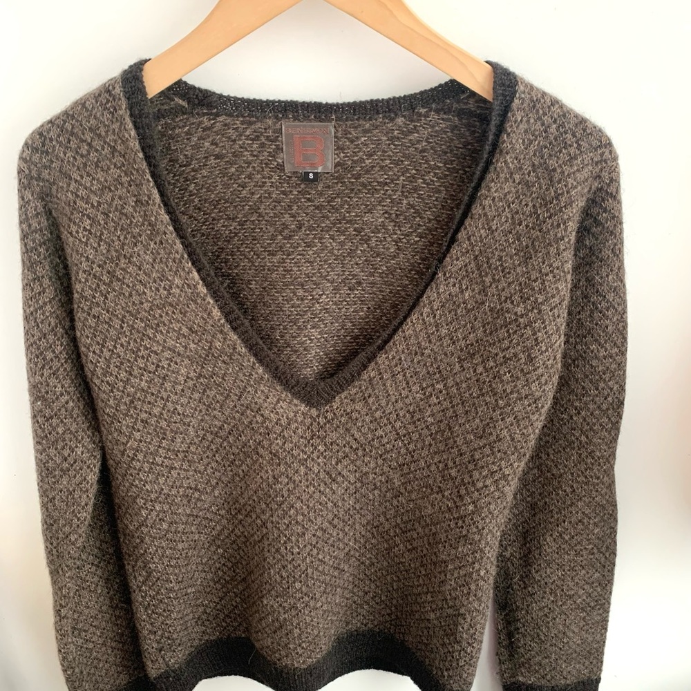 Bensimon Brown V-Neck Sweater